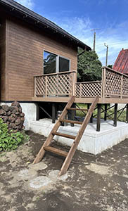 伊豆大島の貸別荘、大島ニュービラ様にゲストハウス４を納品させて頂きました画像2