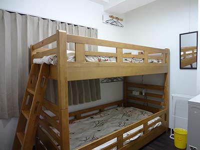 愛知県名古屋市中区大須商店街近くのゲストハウスＮＩＣＯ様に二段ベッドを納品しました画像2