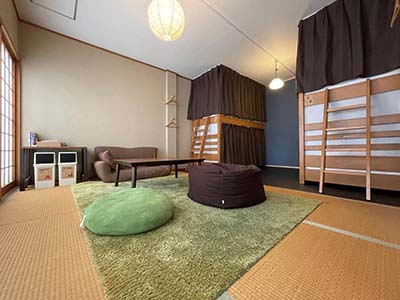 京都府京都市上京区のスズキゲストハウス様にゲストハウス二段ベッドを納品しました画像2