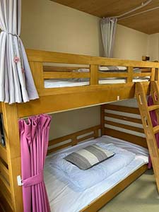奈良県奈良市のＨｉｌｏホステル様にゲストハウス二段ベッドを納品しました画像3