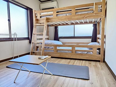 山口県山口市のゲストハウスあじす様にゲストハウス３とゲストハウスPro二段ベッドを納品いたしました。画像2