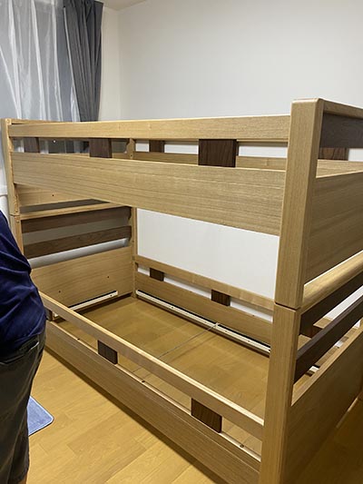 シンプルデザインで分割使用時も同じ形の二段ベッドをお探しのＳ様にクレソン二段ベッドを納品しました画像2